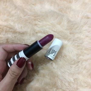 TOPSHOP THE DAMNED LIPSTICK
